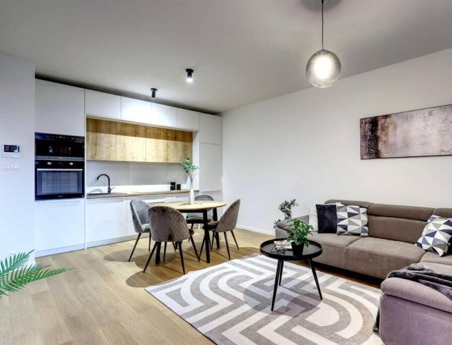 Klinger Apartment Bratislava Exteriér fotografie
